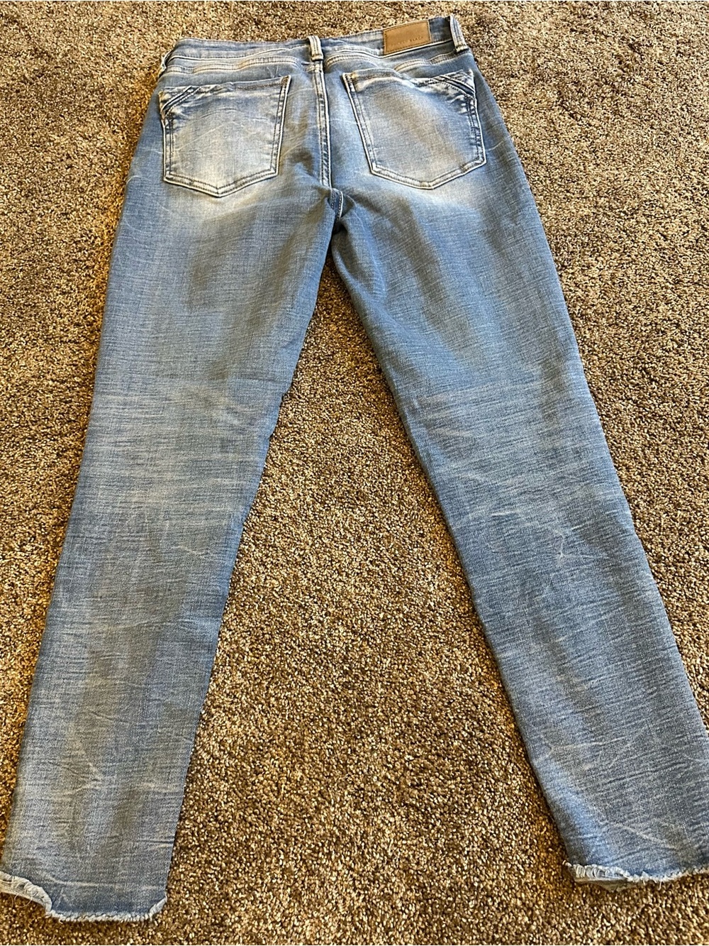 Buckle Black Women’s Jeans Size 28
Fit No. 53 Ankle Skinny - Picture 6 of 6